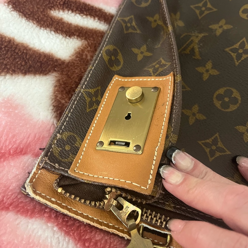 Louis Vuitton Monogram laptop bag - Picture 4 of 14